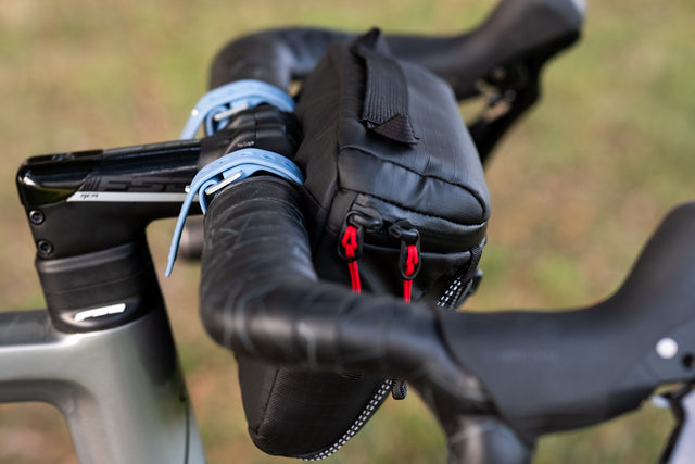 Two Wheel Gear - Handlebar Bag - Black - mounting straps side