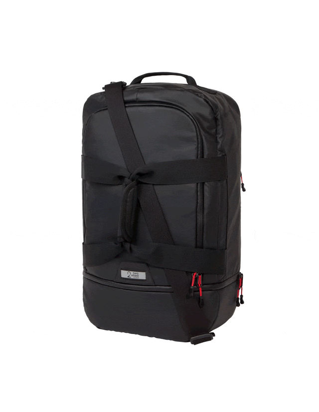Two Wheel Gear Boundary Pannier Duffel (35 L) strap and pannier options.